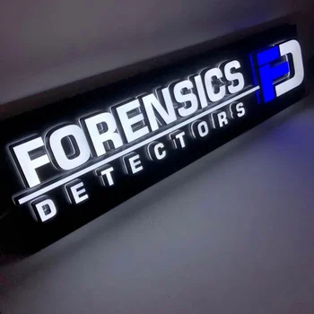 Изготовленные на заказ металлические 3D-рекламные щиты и светящиеся символы на задней стороне фасада магазина, буквы со светодиодной подсветкой