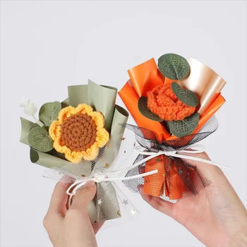 Вязаный букет искусственных цветов из роз Украшение Свадебной вечеринки Креативный букет цветов ручной вязки Подарок